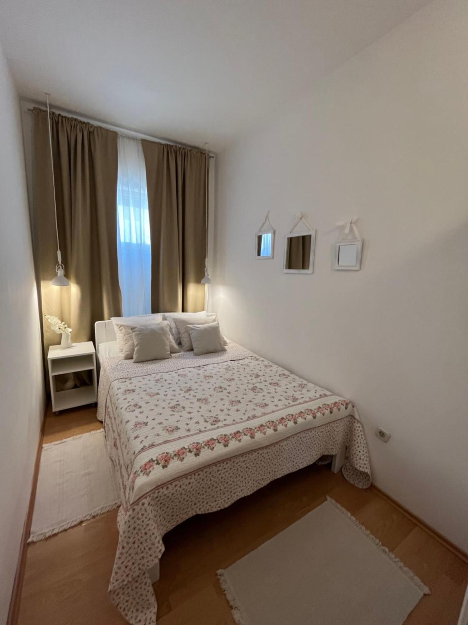 Perla Alba Apartments Трибунь Экстерьер фото