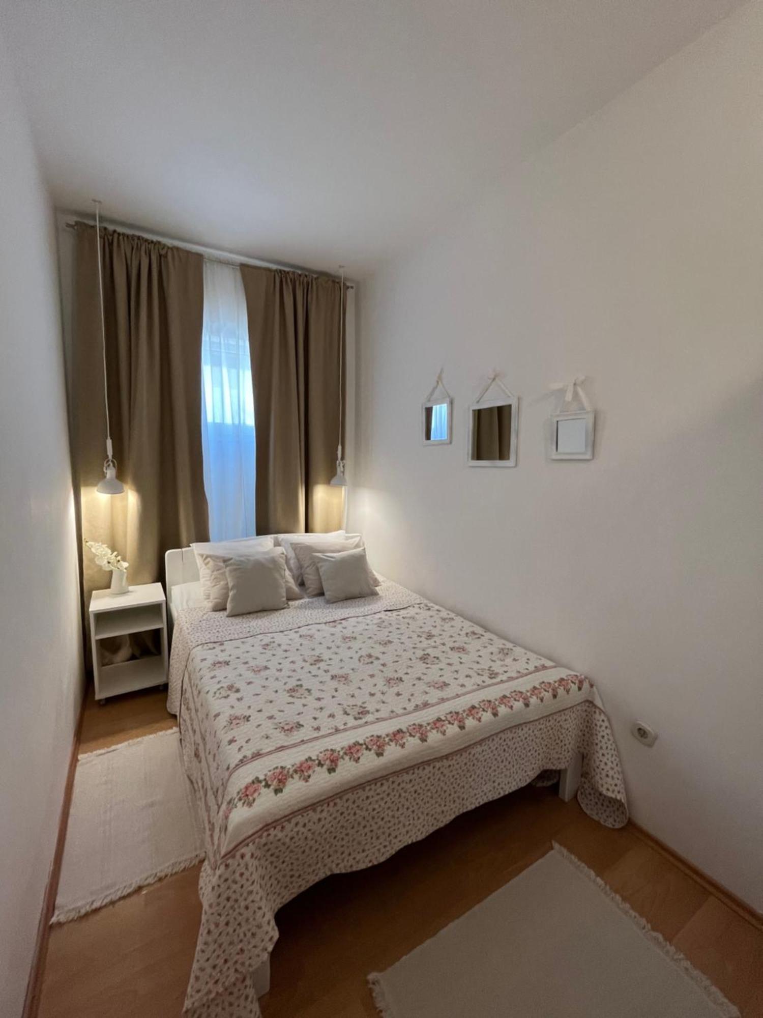 Perla Alba Apartments Трибунь Экстерьер фото