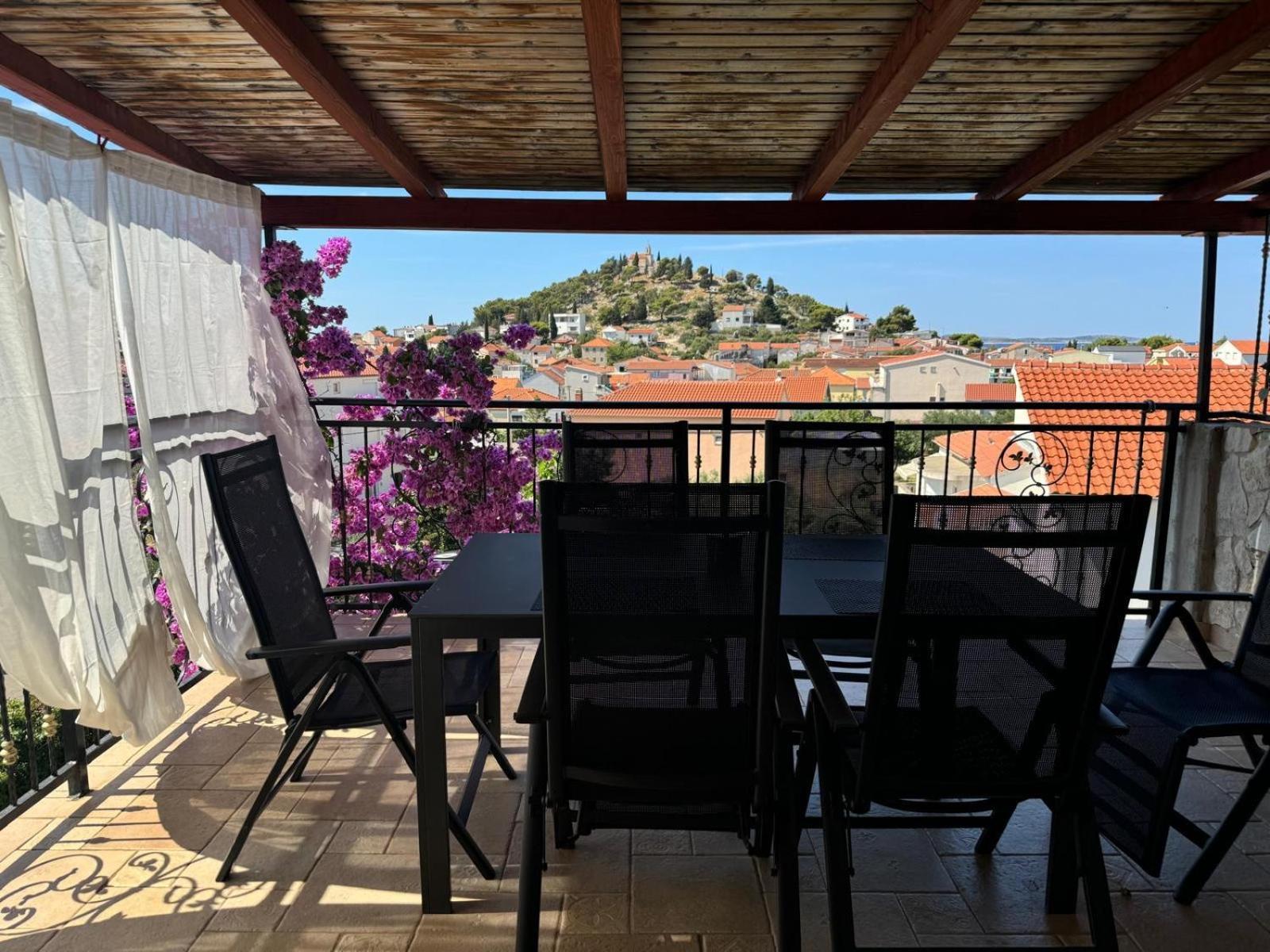 Perla Alba Apartments Трибунь Экстерьер фото