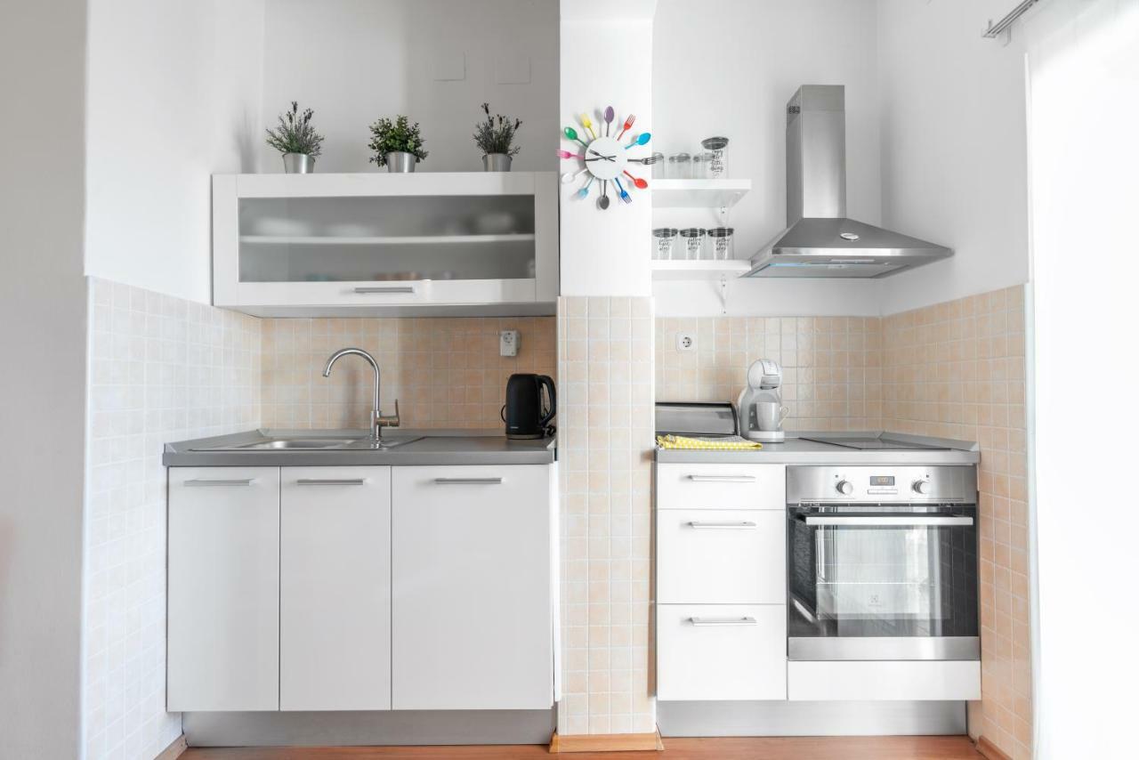Perla Alba Apartments Трибунь Экстерьер фото